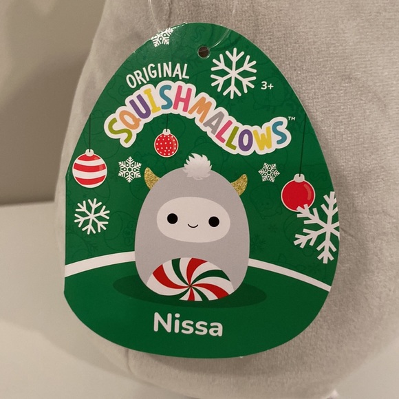 Squishmallow Nissa the Yeti 8” NWT Peppermint Belly Christmas 2023 - Picture 3 of 4